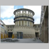 Musikhochschule in Stuttgart, photo by Iqbal Aalam on flickr.jpg